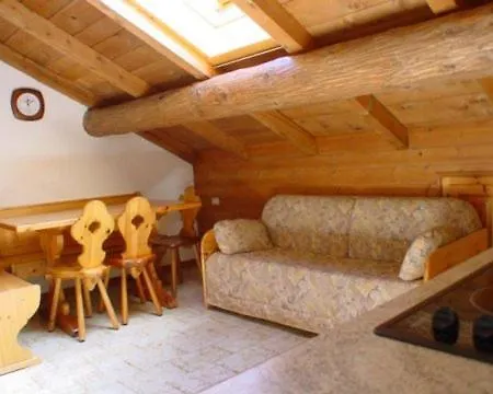 Bike&ski Saroch Apartament *